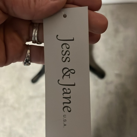 NWT Jess and jane Heather fabric scoop neck asymmetrical blouse. Barcelona - Picture 8 of 13